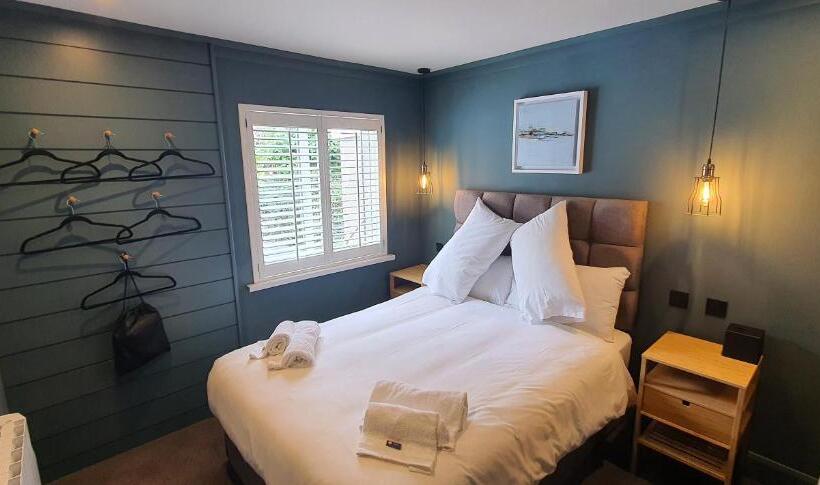 ホテル The Lemon Leaf Café Bar And Townhouse