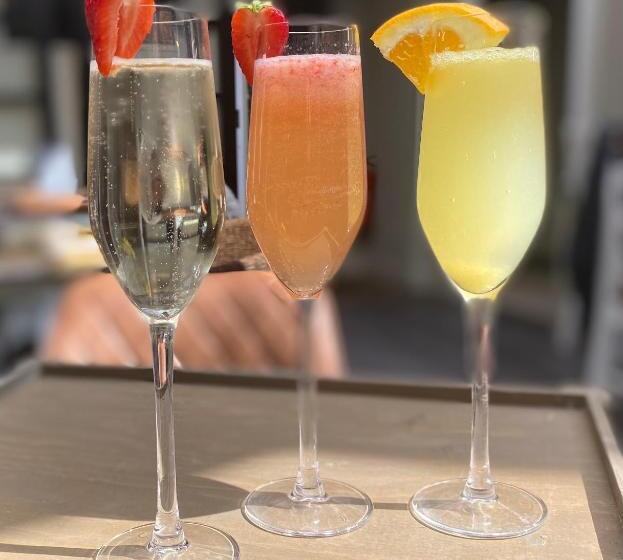 ホテル The Lemon Leaf Café Bar And Townhouse