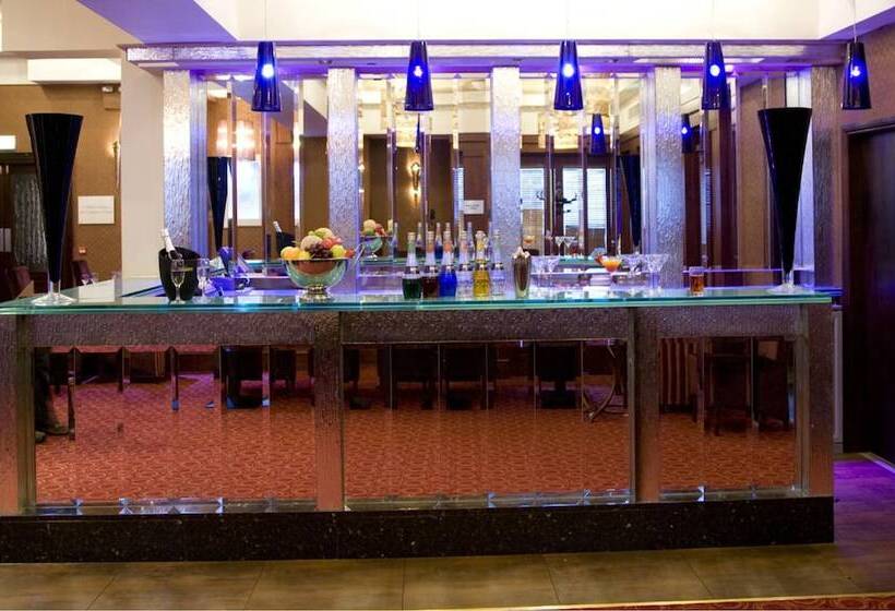 בית מלון כפרי The Mariner, Westport