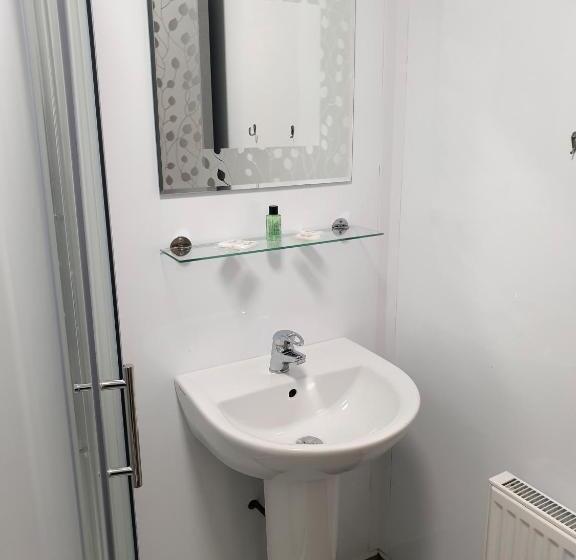 Отель The Metropole