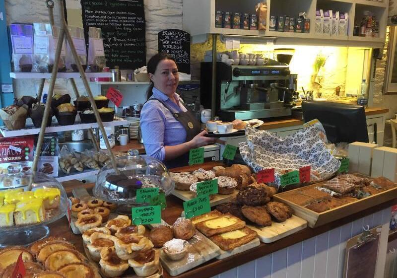 Отель The Old Bank Town House