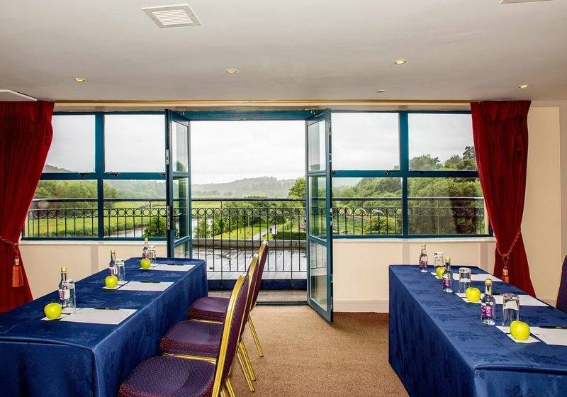 호텔 The Riverside Park