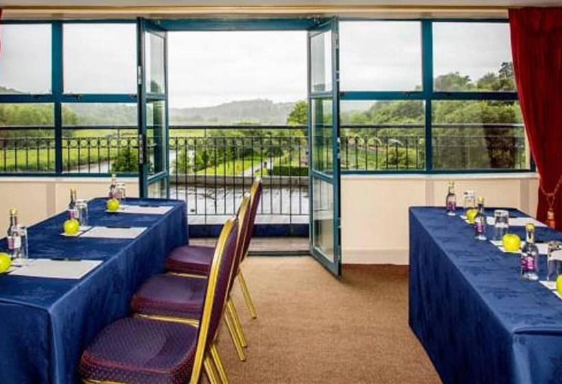 호텔 The Riverside Park