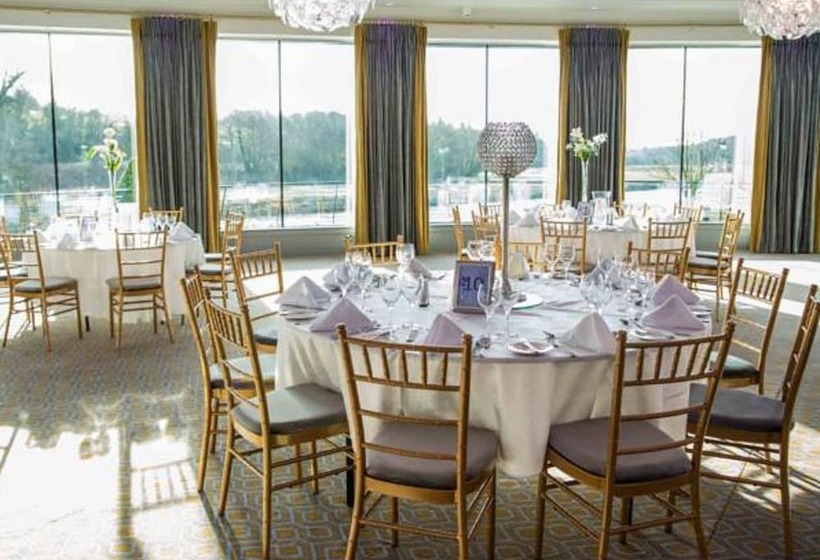 호텔 The Riverside Park