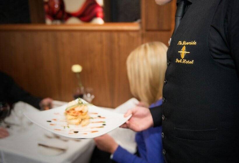 호텔 The Riverside Park