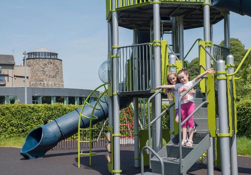 호텔 The Riverside Park