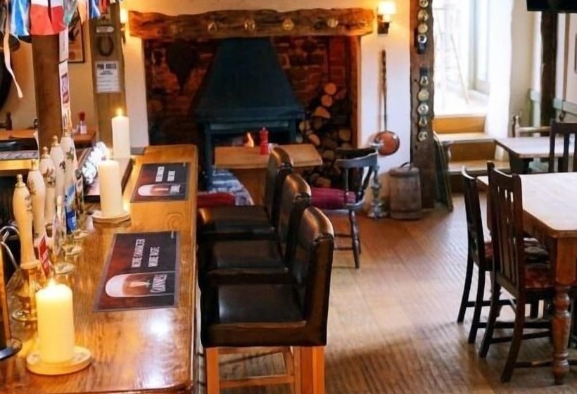 Отель The Stonemasons Inn