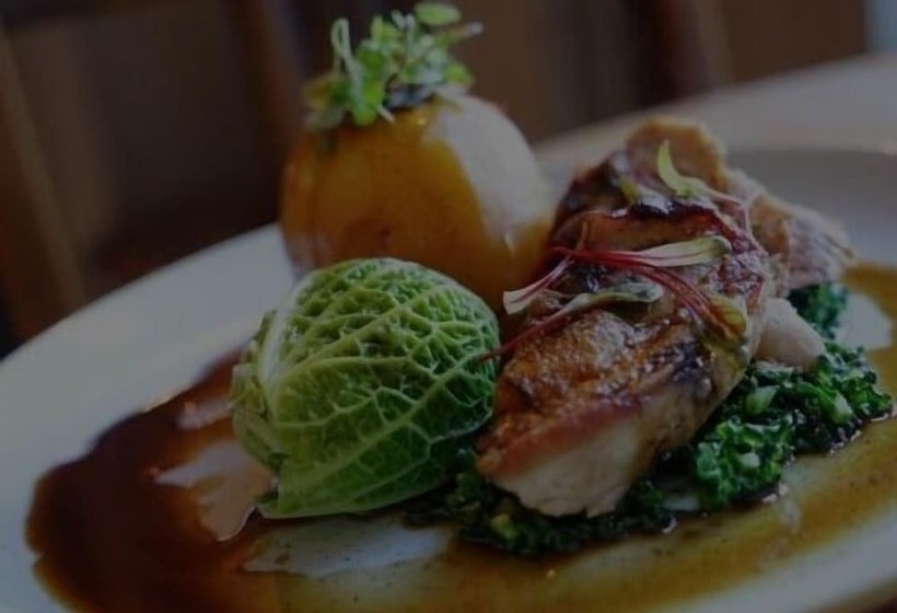 Отель The Stonemasons Inn