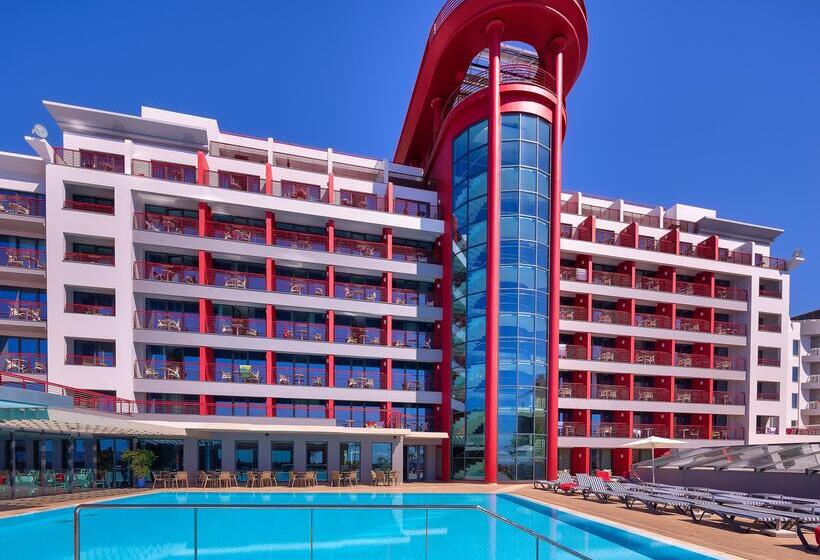 هتل The Views Monumental