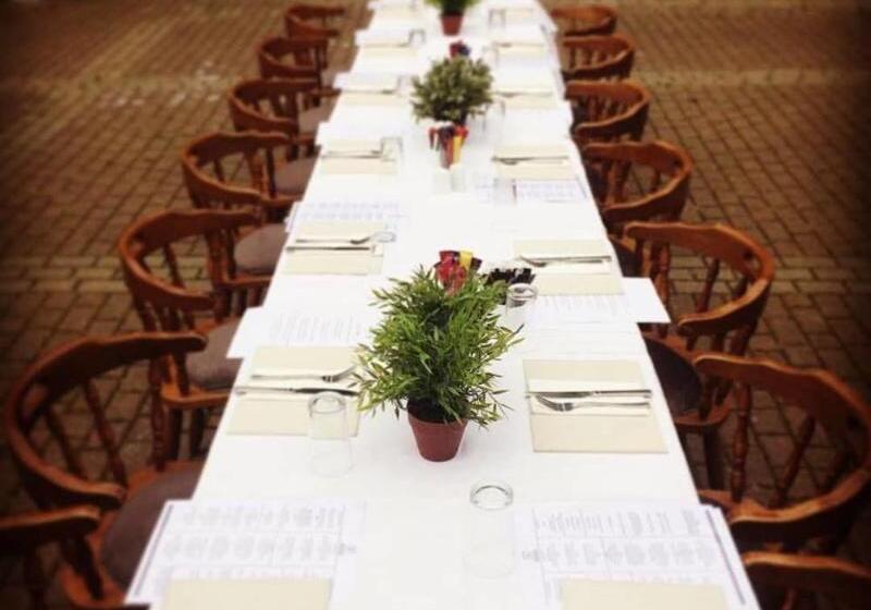 Отель Tralee Benners