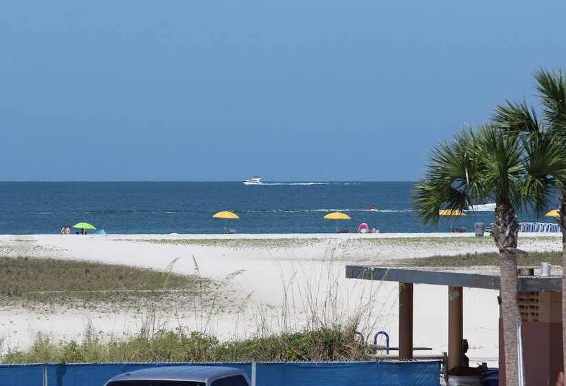 Treasure Island Hotel And Marina