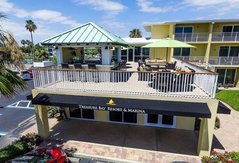 Treasure Island Hotel And Marina