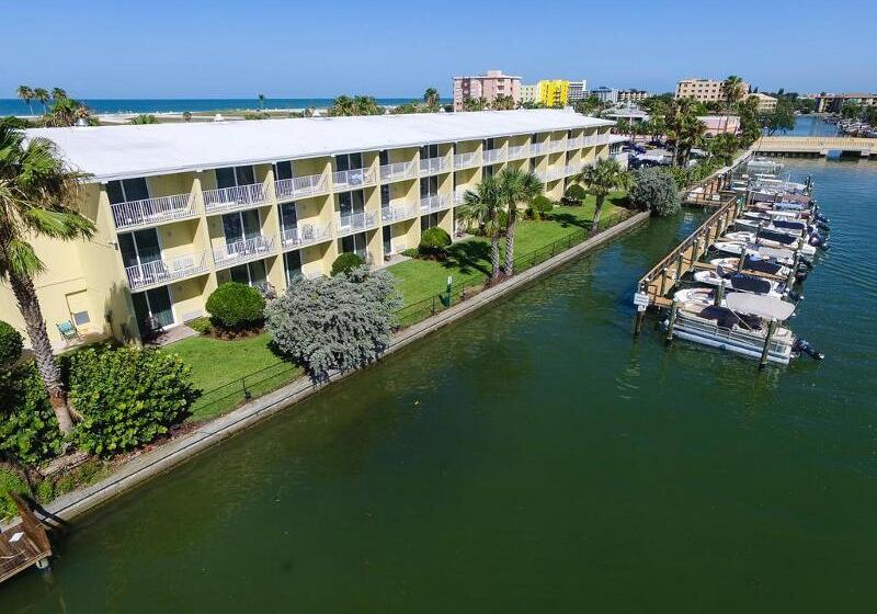 Treasure Island Hotel And Marina