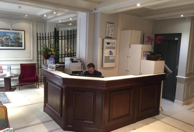 ホテル Unic Renoir Saint Germain