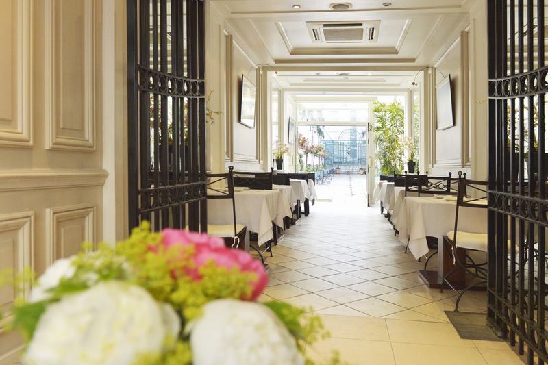 ホテル Unic Renoir Saint Germain