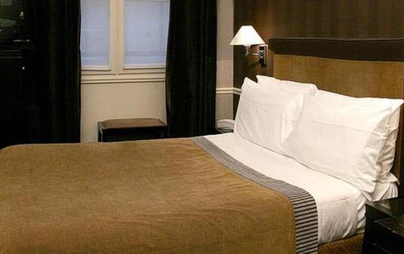 Отель Victoires Opera