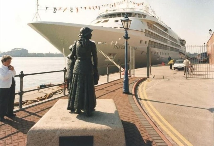 ホテル Watersedge