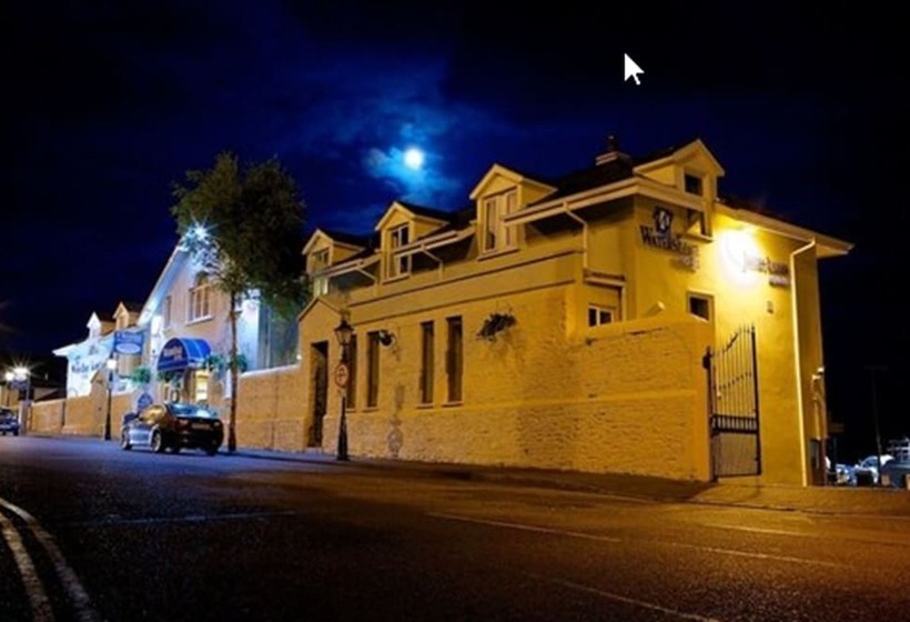 ホテル Watersedge