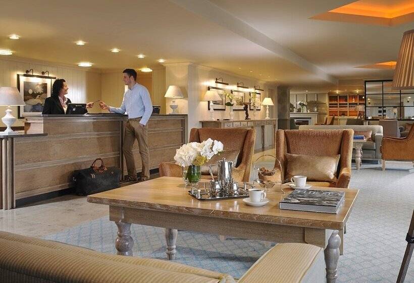 בית מלון כפרי Westport Coast