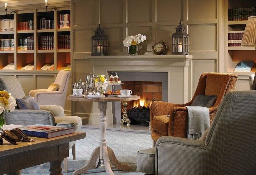 בית מלון כפרי Westport Coast