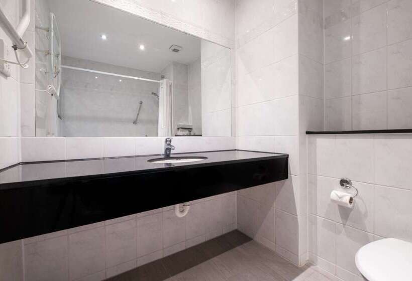 فندق Woodstock Ennis