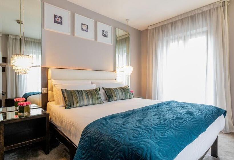 Отель Zuni Restaurant & Boutique