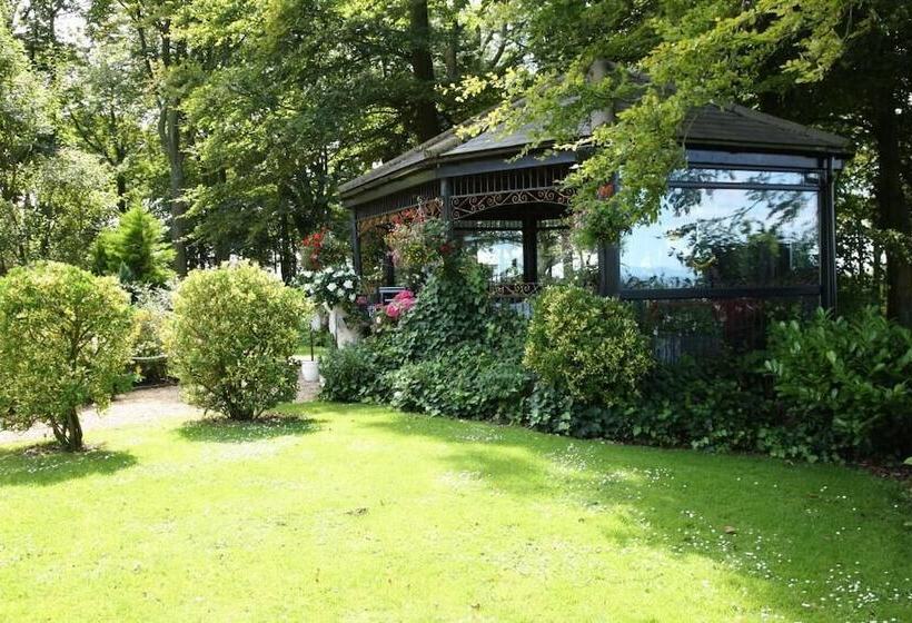 Hunday Manor Country House Hotel