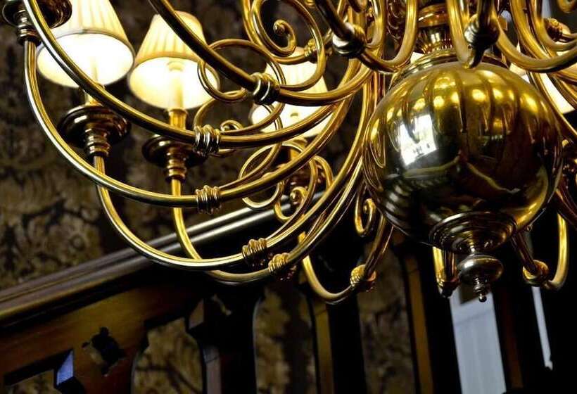 Hunday Manor Country House Hotel