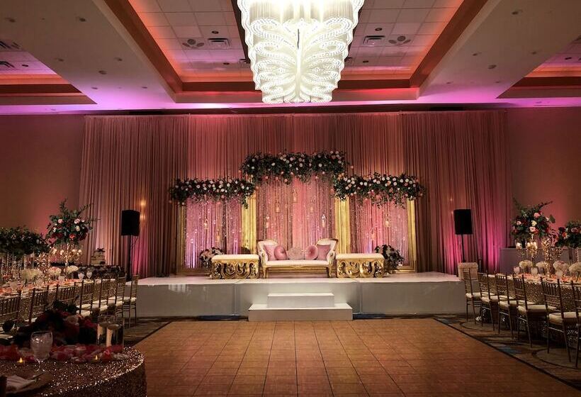 Lux Hotel & Spa, Trademark Collection By Wyndham