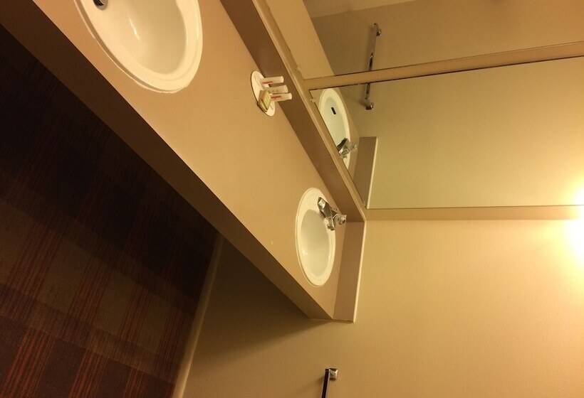 מוטל Super 8 By Wyndham Idaho Falls