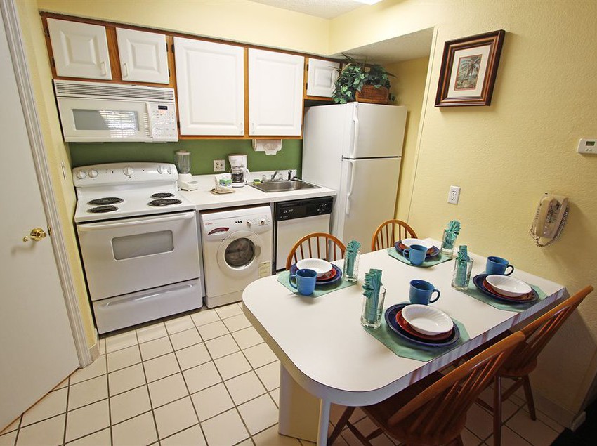 Oak Plantation Resort