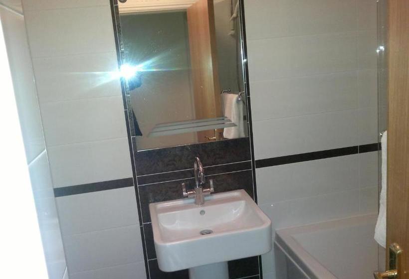 펜션 Ashford Manor Guesthouse