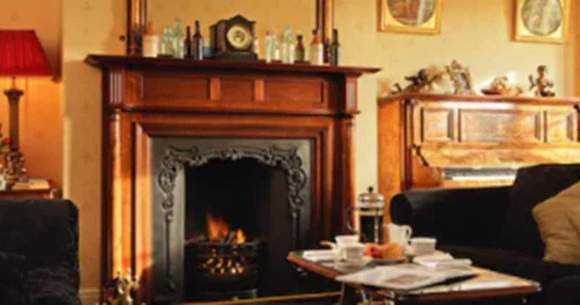 פנסיון Emlagh House