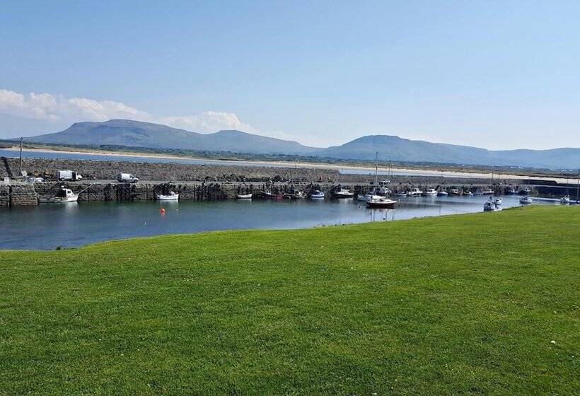 Pier Head Hotel Spa & Leisure