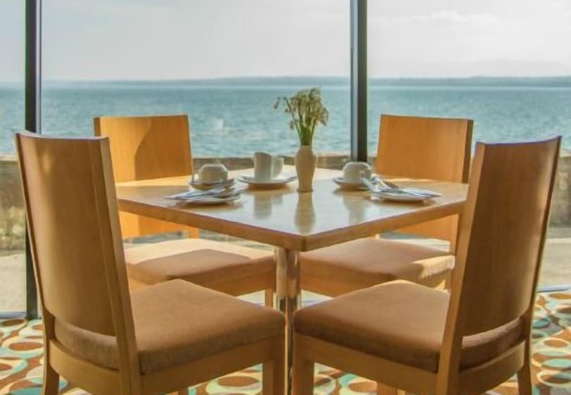 Pier Head Hotel Spa & Leisure