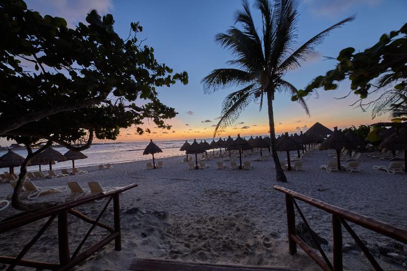 استراحتگاه Bahia Principe Luxury Akumal - All Inclusive