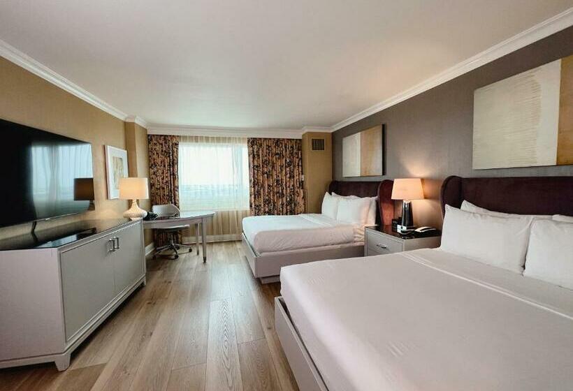 فندق The Commerce Casino &