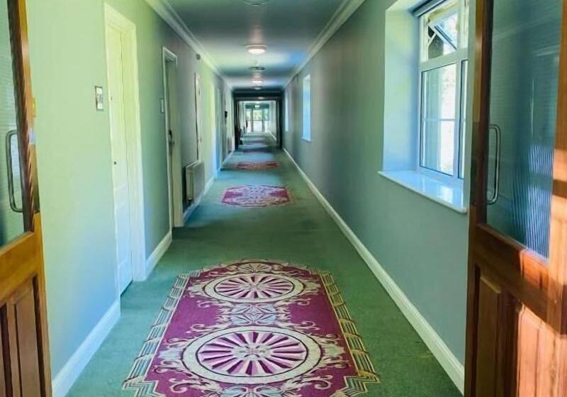 Twin Trees Hotel & Leisure Club