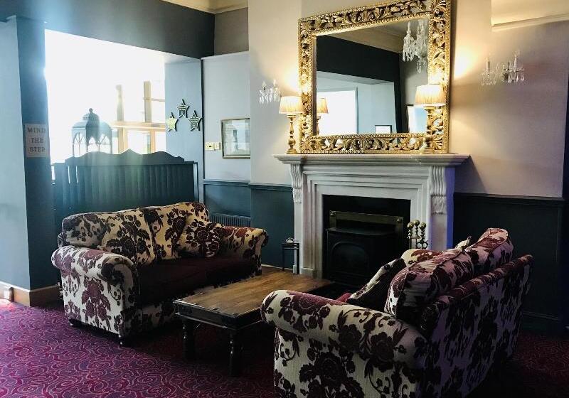 Twin Trees Hotel & Leisure Club