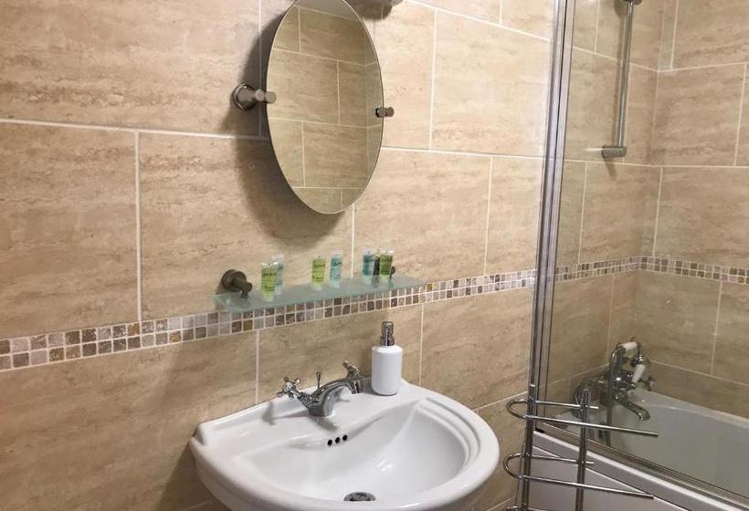 הוסטל Sixty Six