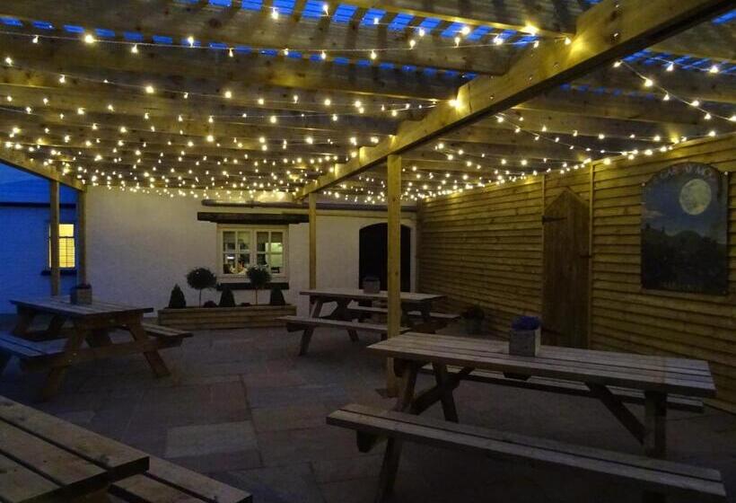 旅馆 Garway Moon Inn