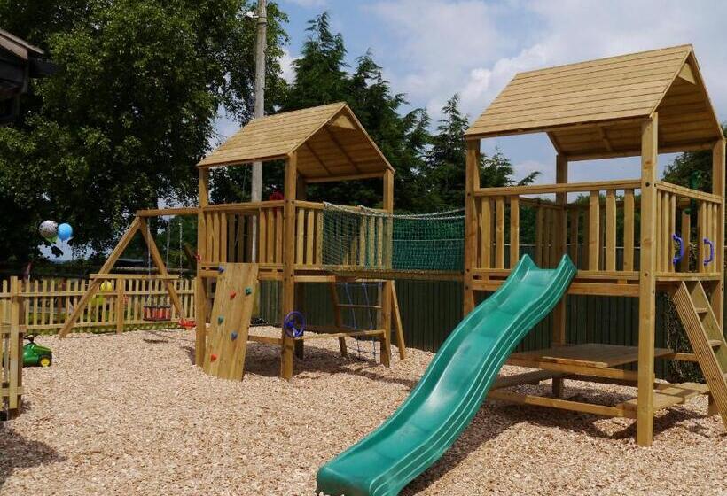 旅馆 Garway Moon Inn