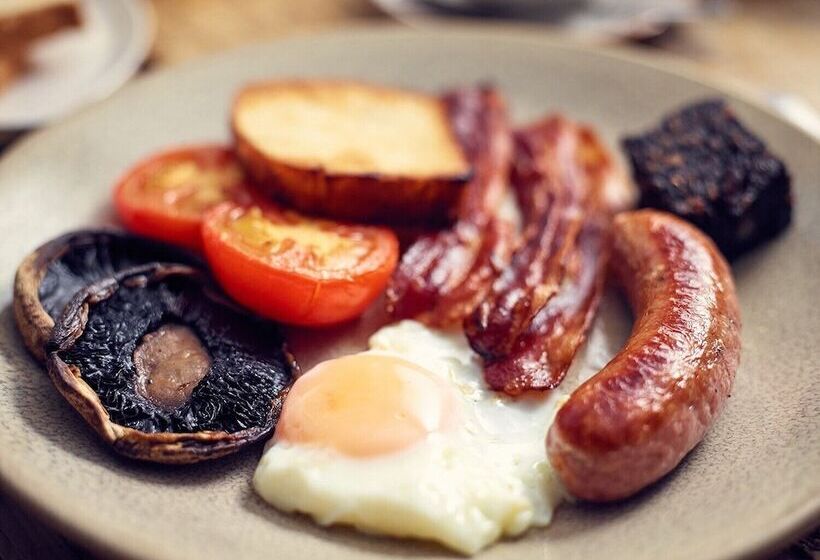 فندق صغير Riverside Inn, Aymestrey