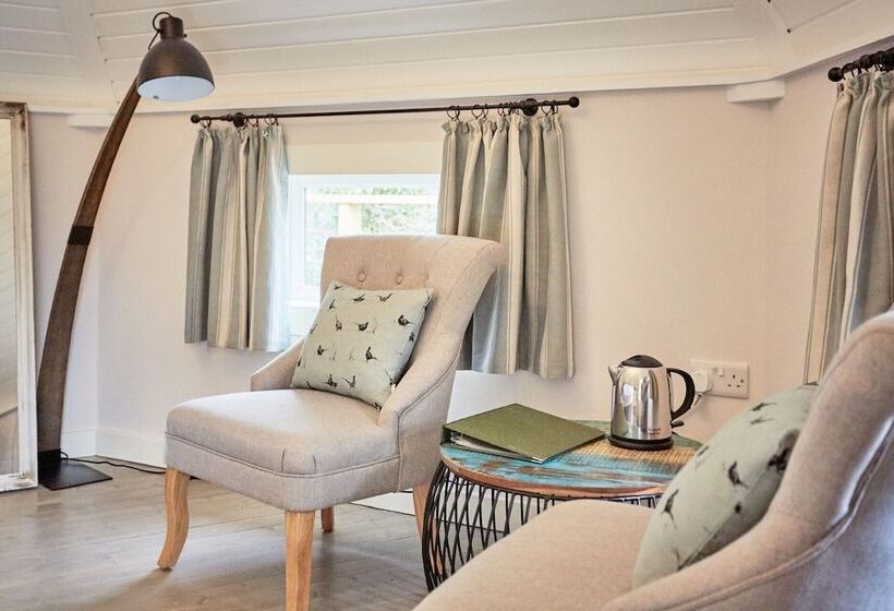 旅馆 Riverside Inn, Aymestrey