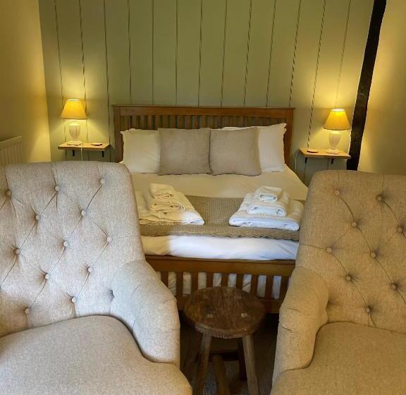 فندق صغير Riverside Inn, Aymestrey