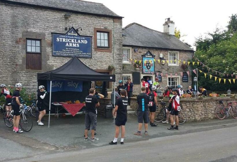 호스텔 Strickland Arms