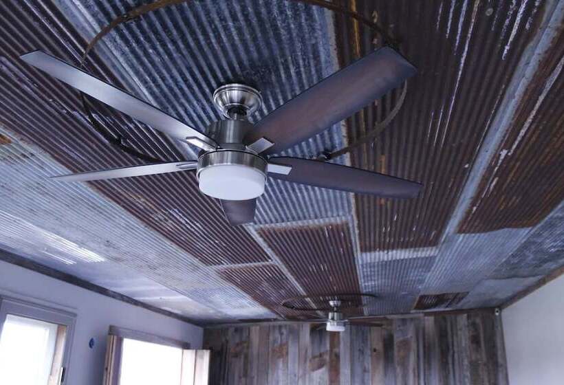 فندق صغير The Barnwood Inn