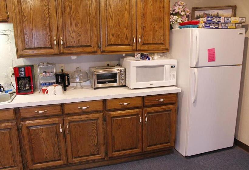 فندق صغير The Barnwood Inn