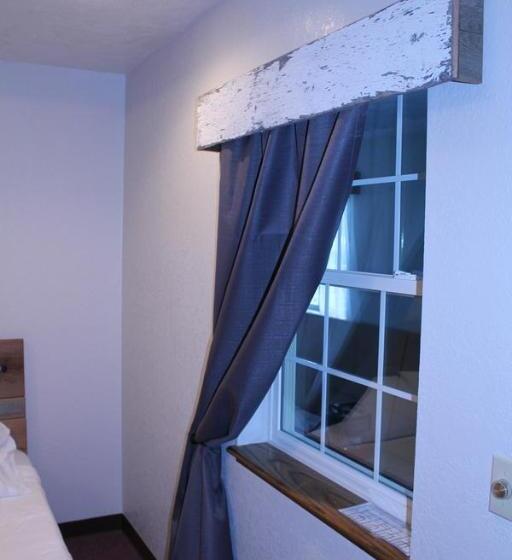 فندق صغير The Barnwood Inn