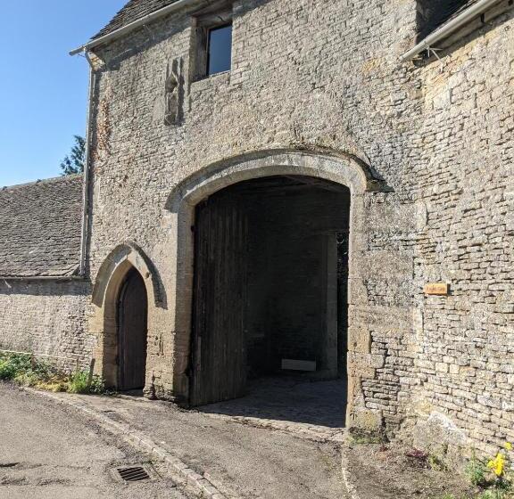 旅馆 The Keepers Arms